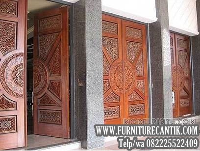 Daun Pintu Jati