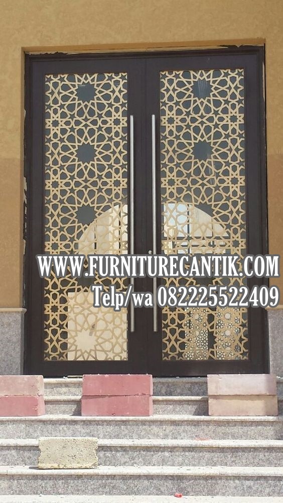 Pintu Masjid Ukiran Mewah