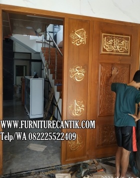 Pintu Masjid Kayu Jati Ukiran Kaligrafi