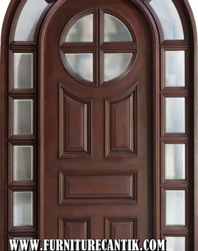 Pintu Utama Rumah Mewah Gaya Eropa