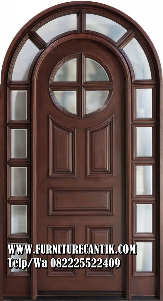 Pintu Utama Rumah Mewah Gaya Eropa